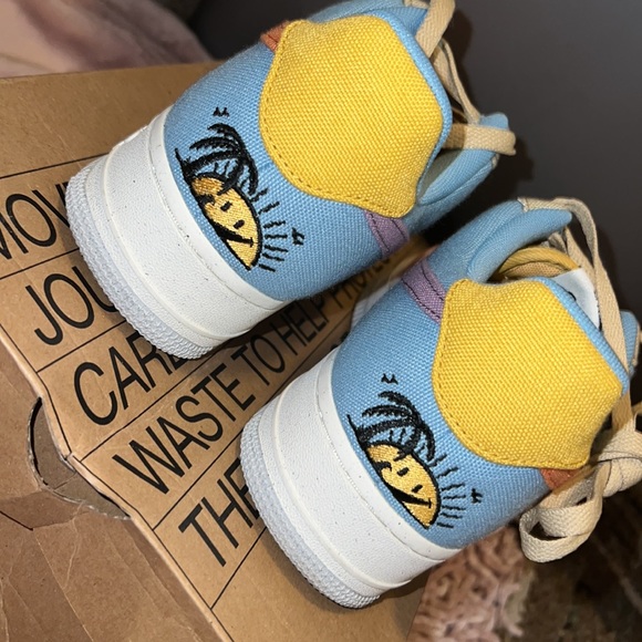 WOMENS NIKE SUN CLUB AIR FORCE 1 - Picture 6 of 7